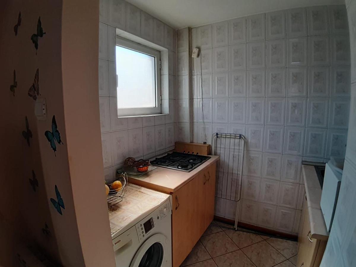 Old Town New Spacious Apartment Бухарест Экстерьер фото